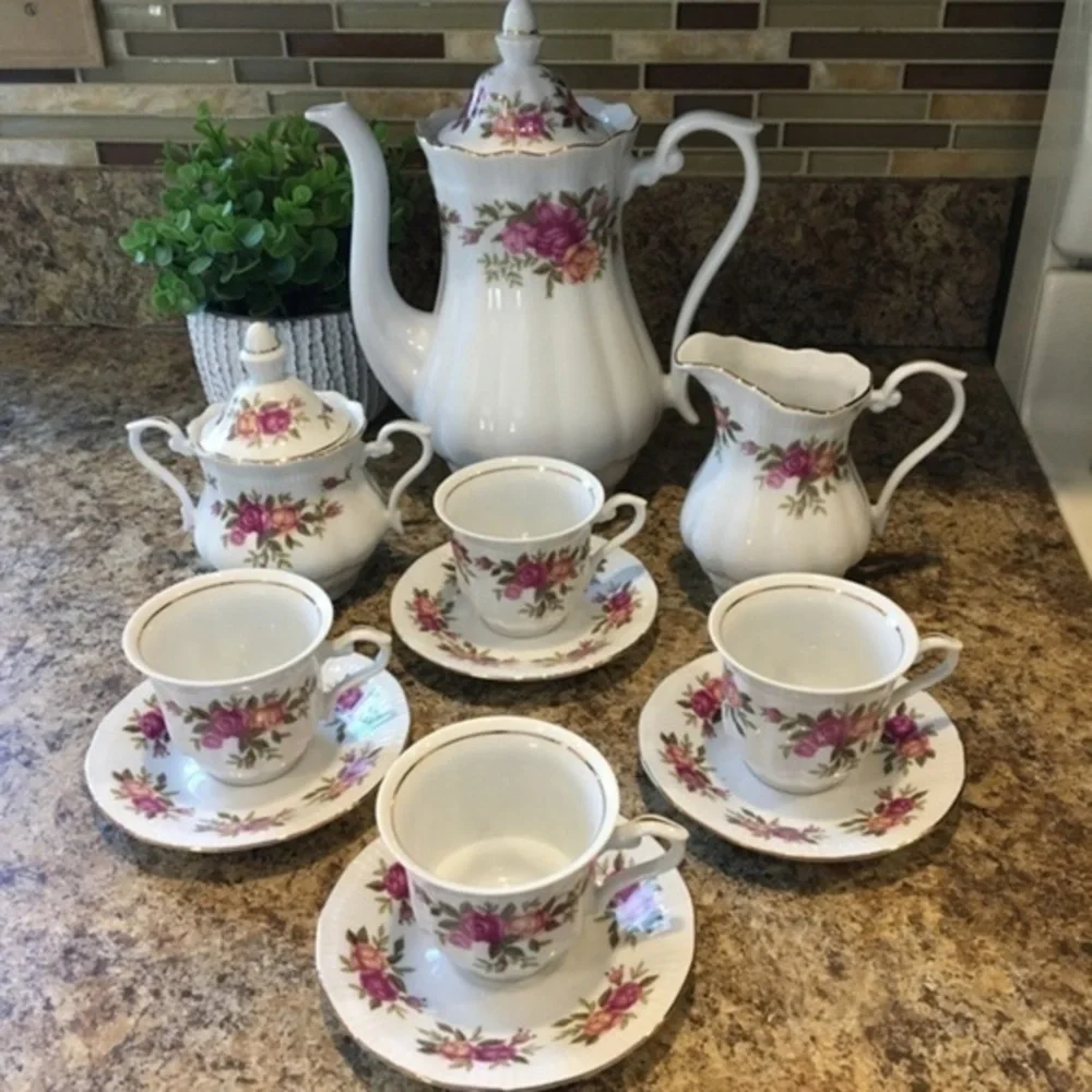 Vintage Crystal Clear 5Cup Teapot Set, Sugar, Creamer, 4 Tea Cups Made in Poland